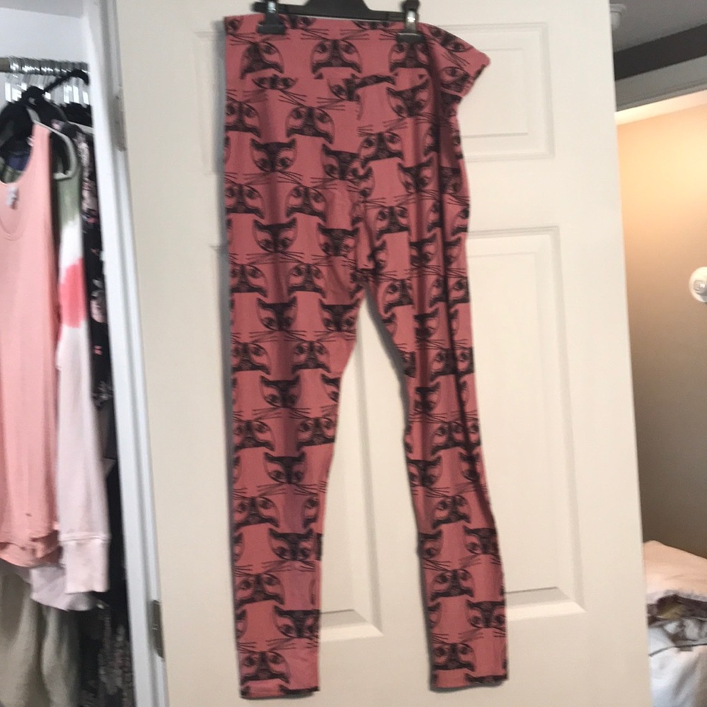 NEW Lularoe Leggings TC2